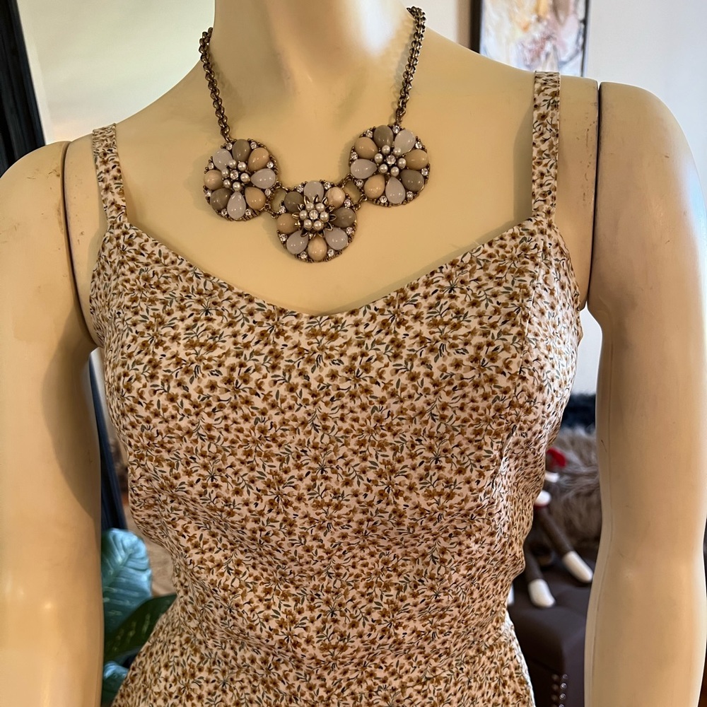 Old Navy Floral Print V-Neck Cami Jumpsuit - Picture 7 of 15